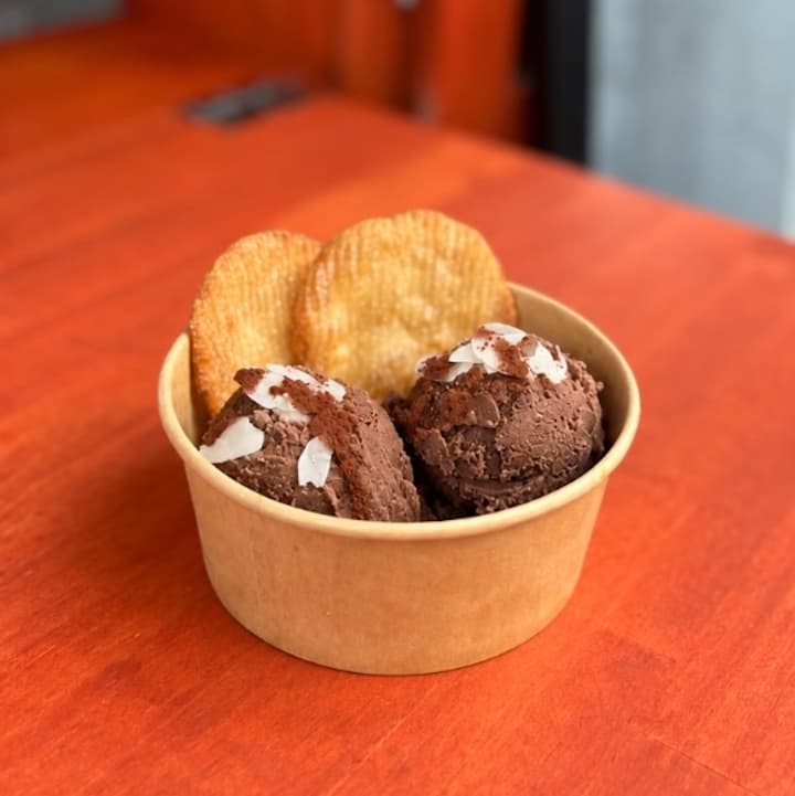 ビーガンアイスクリーム (チョコレート)｜浅草のヴィーガンチュロス専門店 Vegan Churros ~G'DAY~